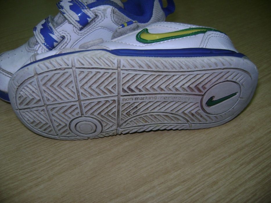 Маратонки Nike