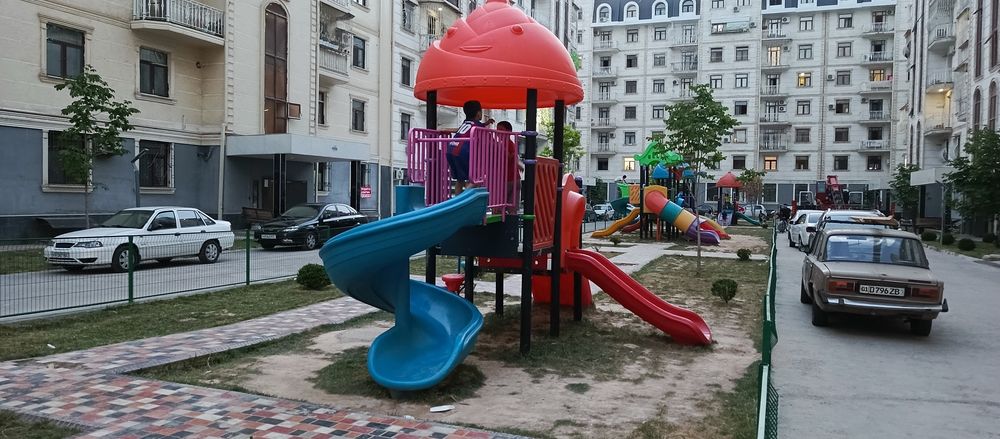 Квартира новая с ремонтом и техникой в шикарном расположение