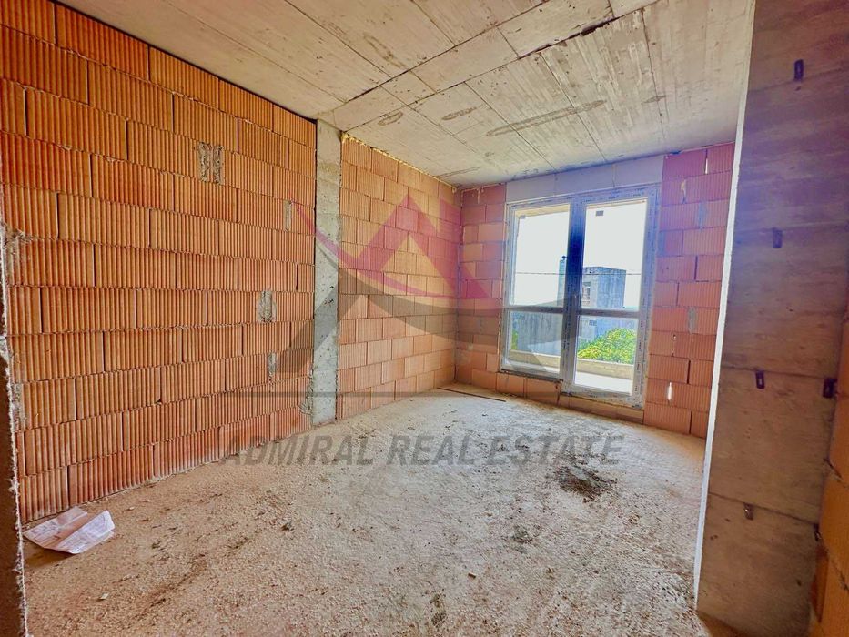 Продава се Двустаен апартамент в Варна, Възраждане 3 - 61 кв.м за 1607 €/кв.м - Снимка #5