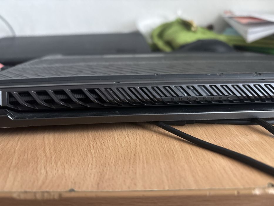 Aus rog zephiyrus G14