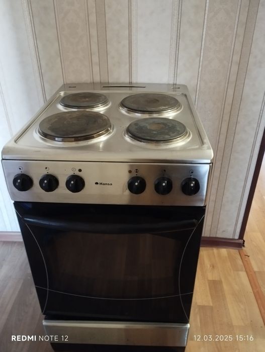 Продам электроплиту Ханса , производство Польша