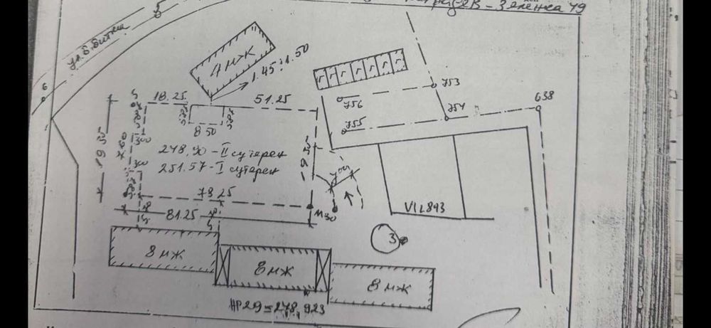 Продава ГАРАЖ на две нива, ПАРКОМЯСТО, гр. Велико Търново
