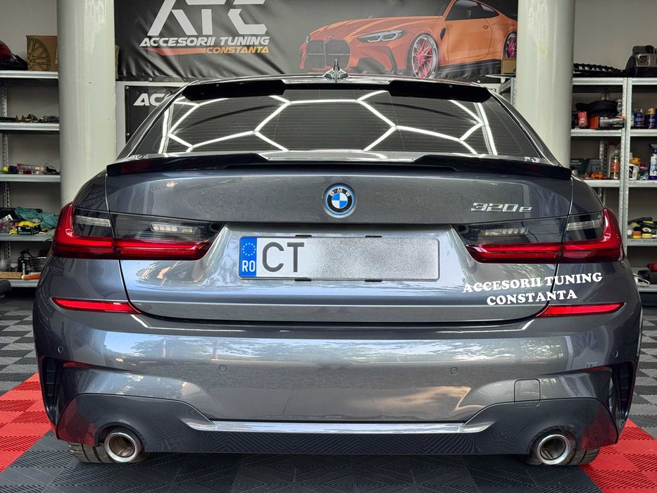 Eleron Portbagaj - BMW G20 Model M4 Negru Lucios