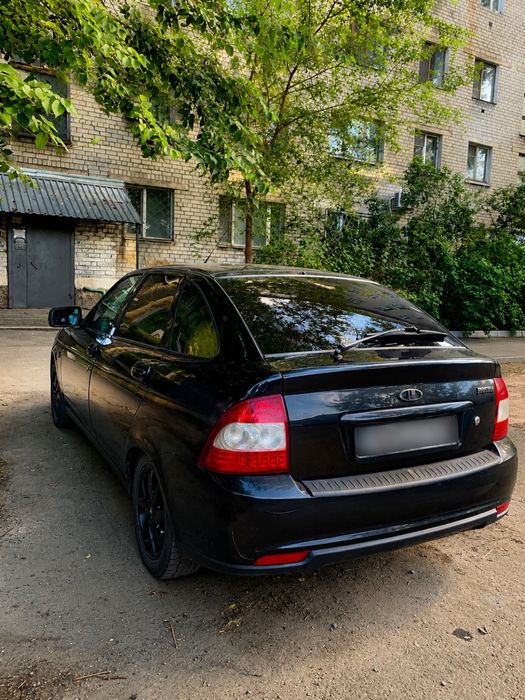Продам машину Приора 2 люкс