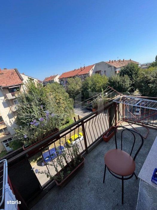 Apartament de vanzare , 70 mp , Zona Carpati 2