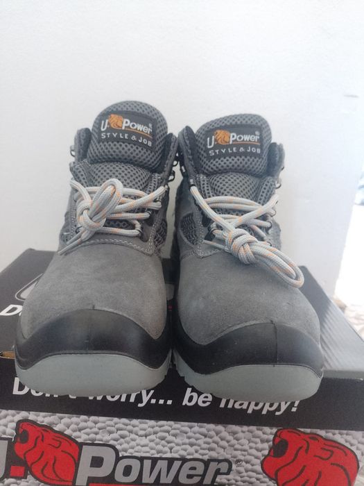 Bocanci universali fier în vârf, nr 39