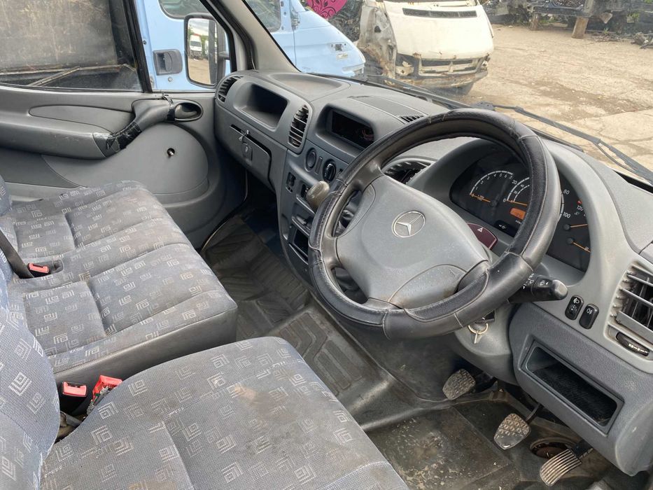DEZMEMBREZ PIESE Mercedes SPRINTER 313 CDI 129 cp Carosata LADA cu Obloane 2006