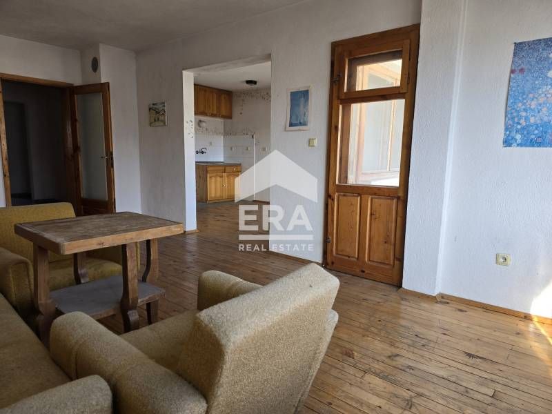 Продава се Тристаен апартамент в Благоевград, Широк център - 107 кв.м за 794 €/кв.м - Снимка #1