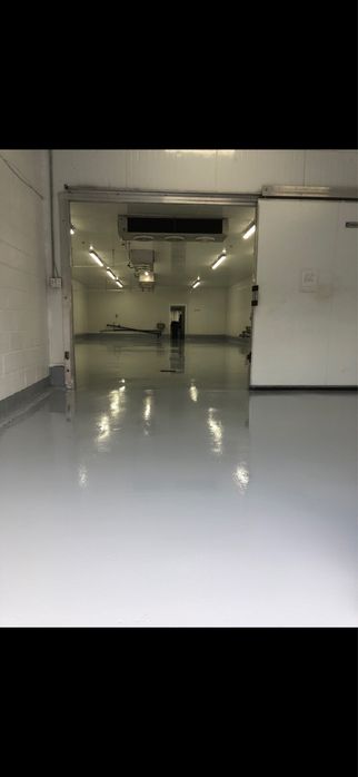 Професионално полагане на епоксидни подови  настилки