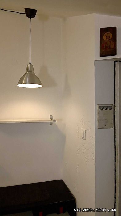 шкаф,комод,скрин в черно и бяло