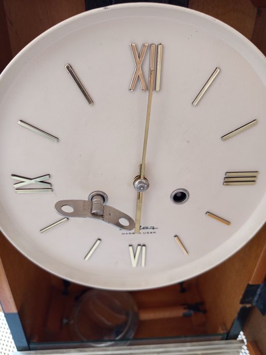 Ceas cu pendul Jantar