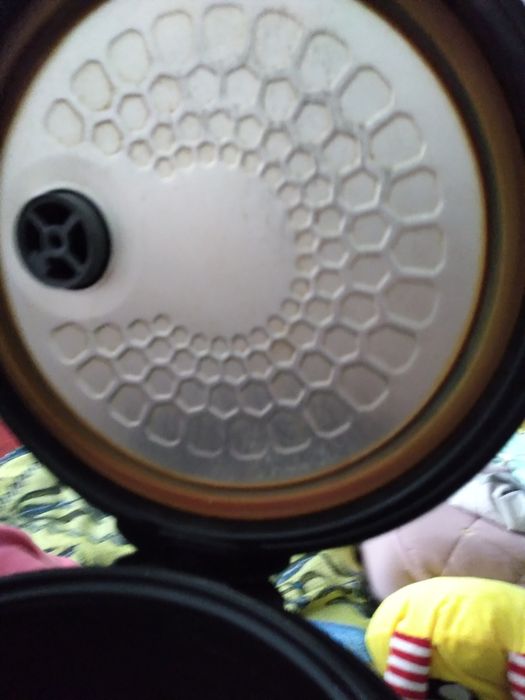 Продам мультиварку  REDMOND