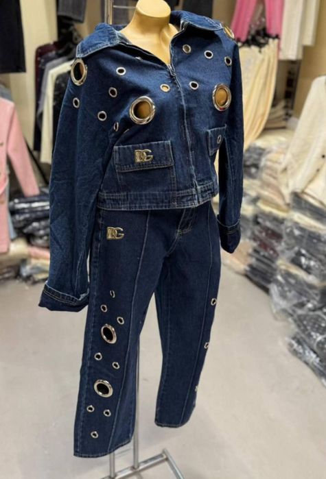 Compleu dama diferite modele