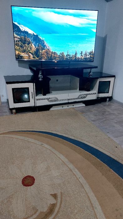 Тумбочка под телевизор