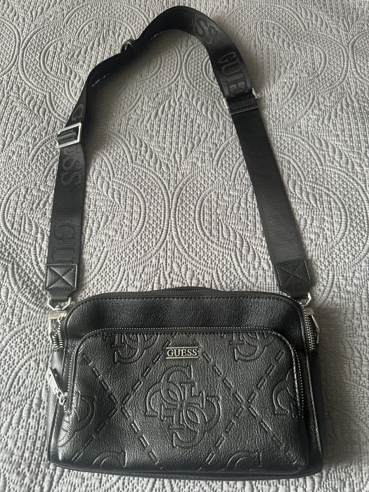 Мъжка чанта Guess