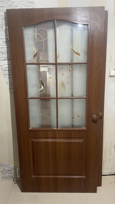 Двери недорого продам