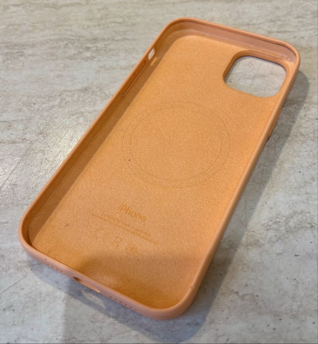 Кейс за Iphone 15+