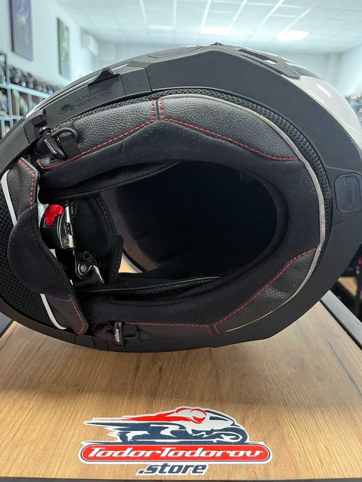 Отваряема мото каска NOLAN N100.5 ,размер L 59-60 см. вградени очила,