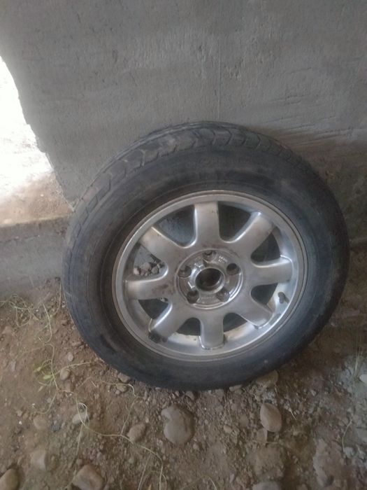 Летни дөңгелек бар