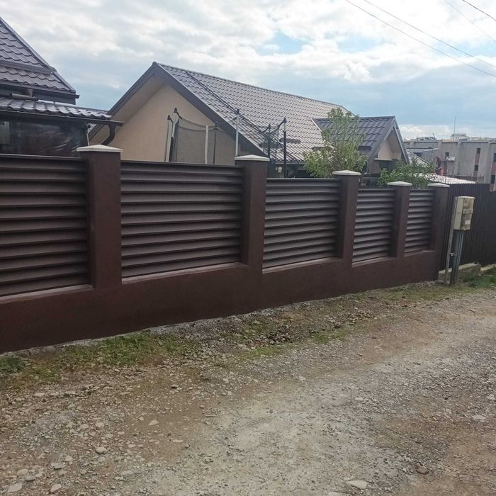 Garduri si porti stil jaluzea, sipca metalica, tabla cutata