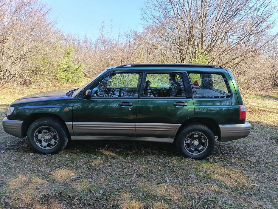 Продавам Subaru Forester