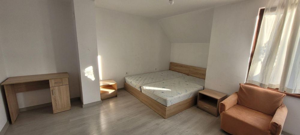 Продава се Тристаен апартамент в Бургас, Център - 131 кв.м за 2313 €/кв.м - Снимка #4
