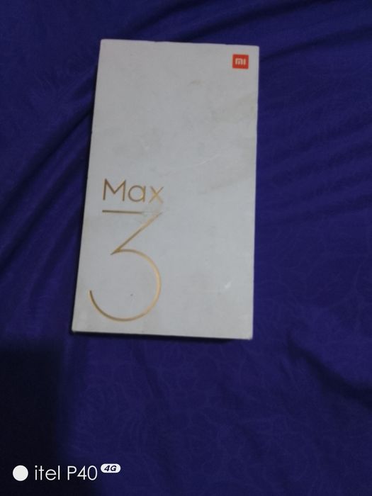 Продаю телефон хороший срочно