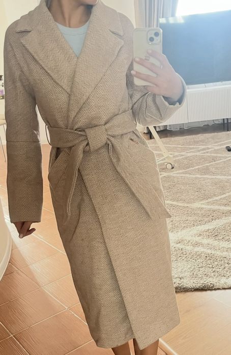 Продам пальто очень теплое и качественное