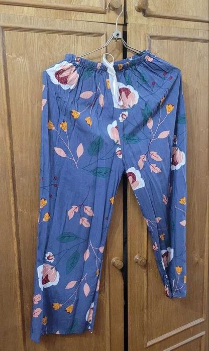 продаются женские брюки