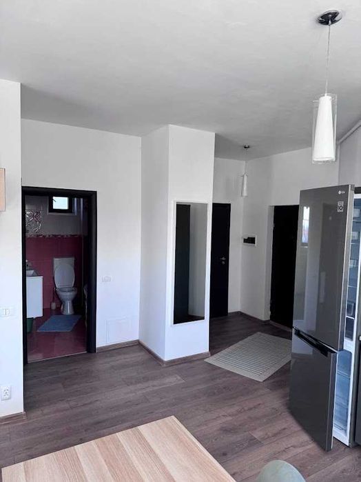 Proprietar, inchiriez Apartament 60mp cu Terasa 27mp + Garaj subteran