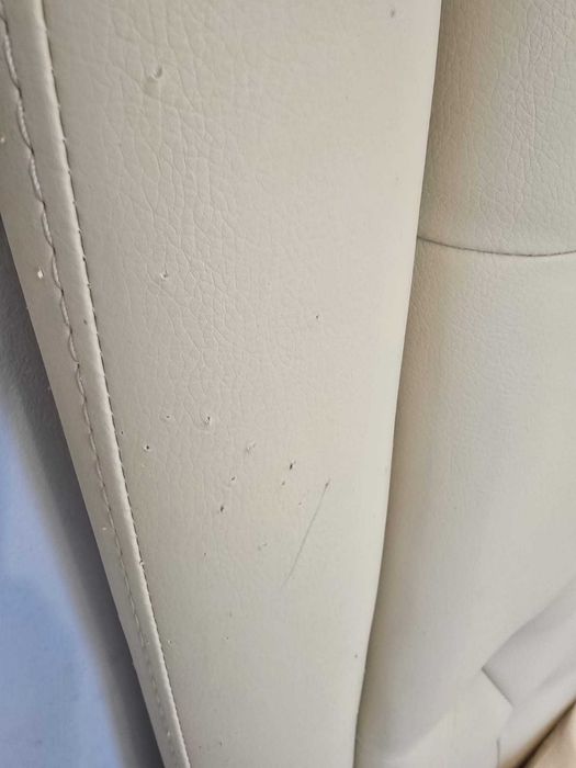 Pat tapitat 160x200 cu lada depozitare si mecanism rabatabil