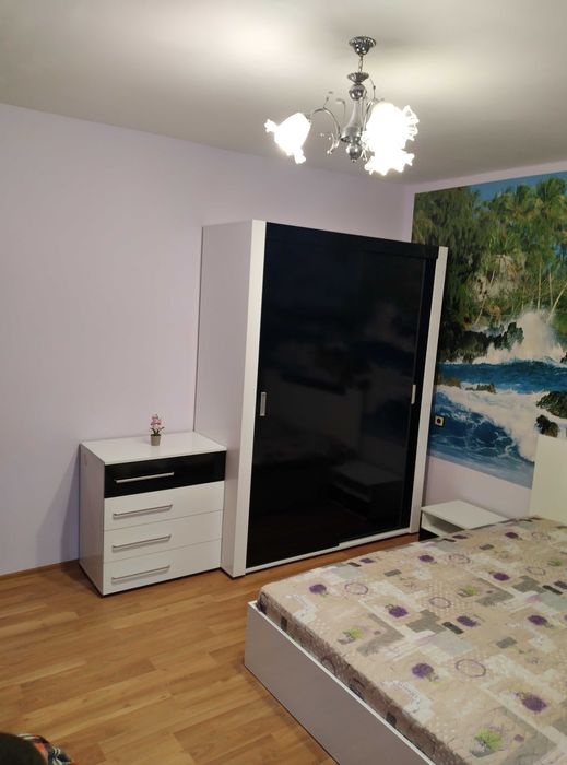Дава се под наем Етаж от къща в Варна, Базар Левски - 55 кв.м за 306 € - Снимка #1