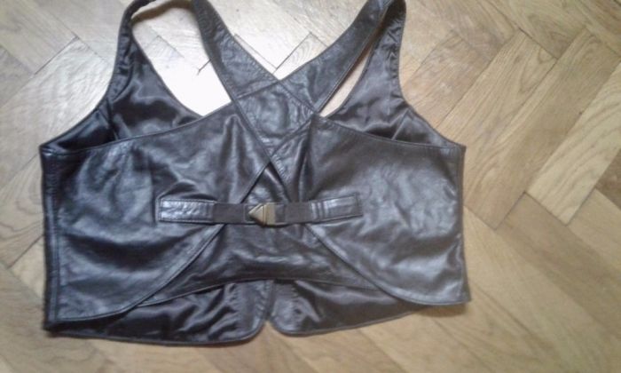 Vesta dama din piele