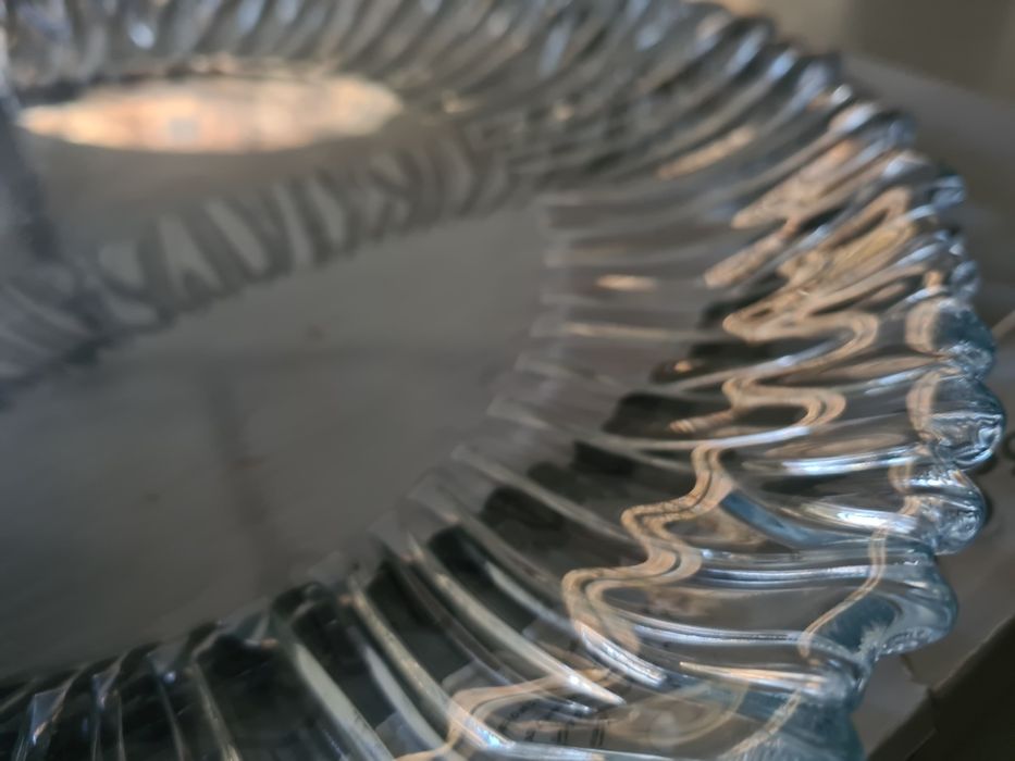 Стъклен поднос, чисто нов