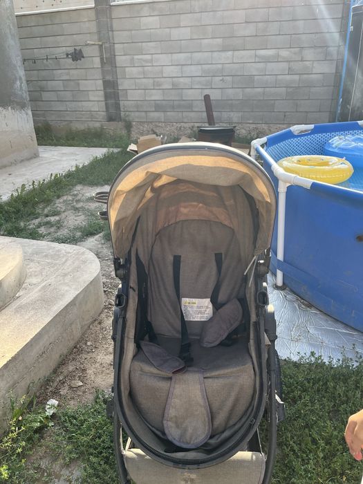 продам детскую коляску