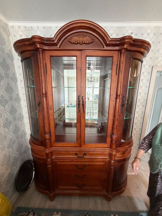 Сервант для посуды