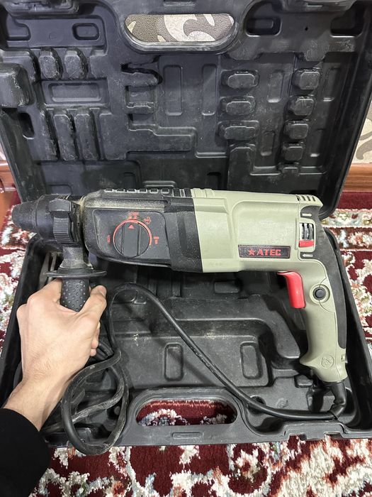 перфоратор Атек 800w