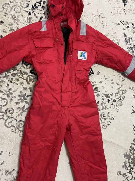 Комбинезон зимний красный