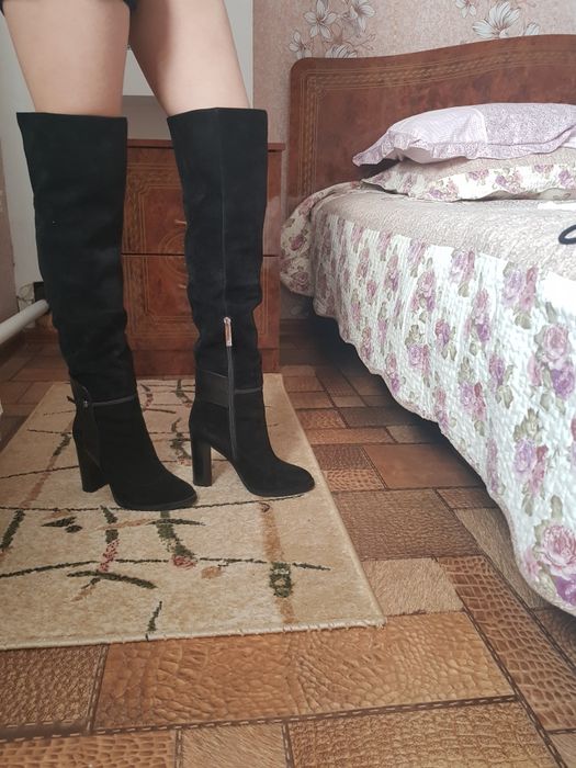 Женские зимние сапоги