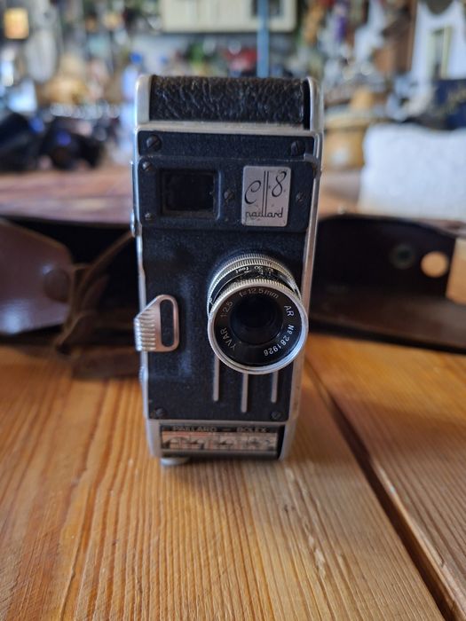Филмова камера Bolex Paillard C8 в кутия Yvar 2.5/12.5mm