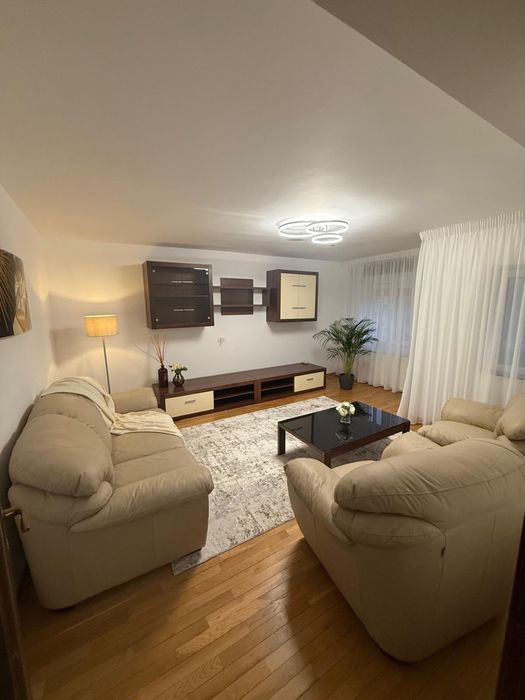 Apartament de inchiriat cu 3 camere