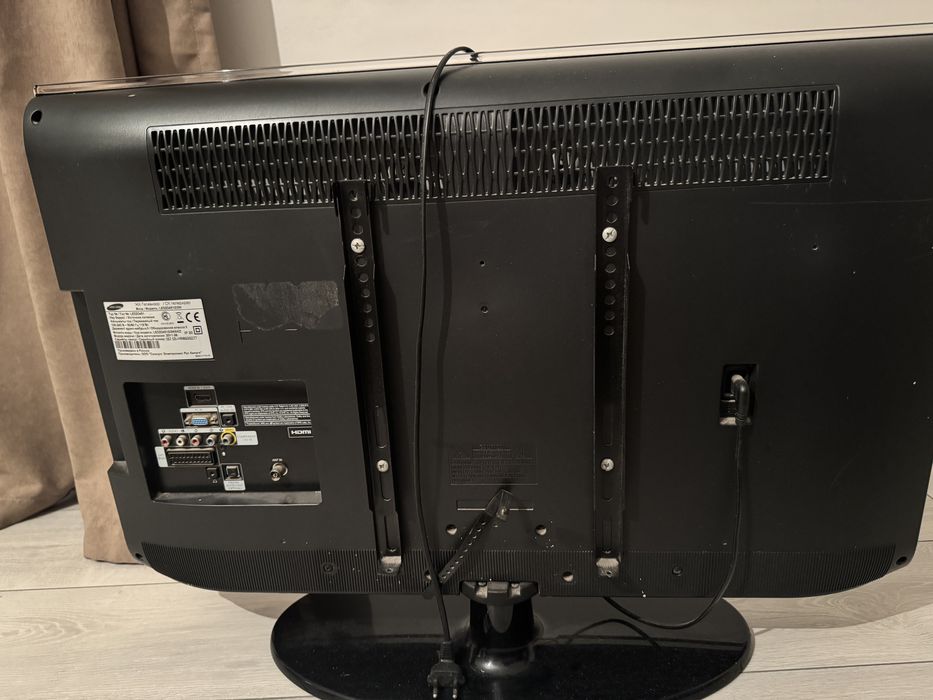 Продам телевизор Sumsung.