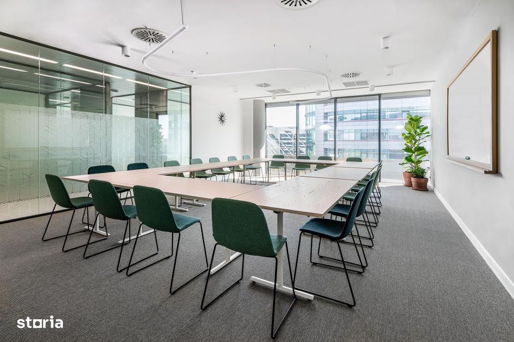 Spațiu de birou frumos proiectat pentru 5 persoane în Business Garden