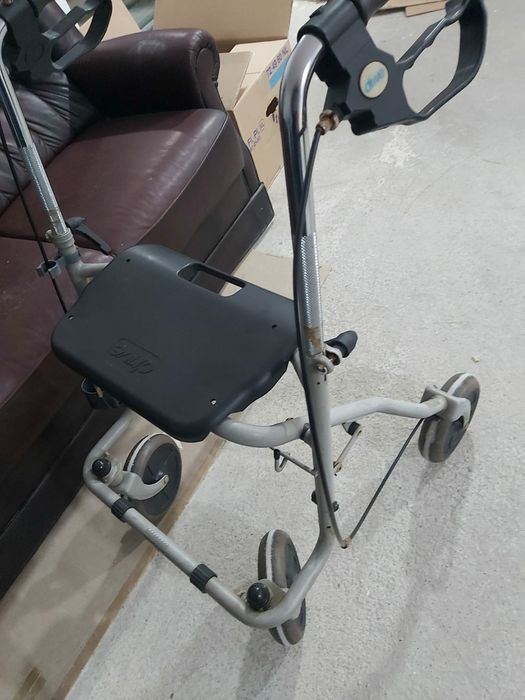 Rolator ortopedic pliabil