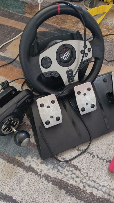 Продам игровой руль