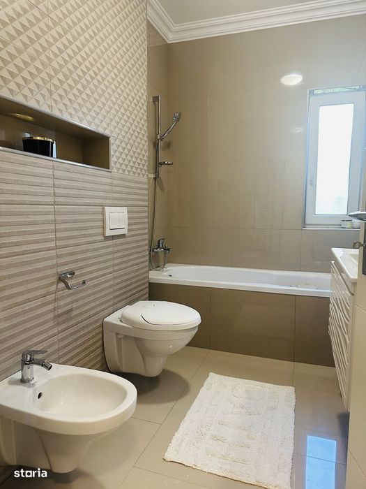 Duplex 3 camere, panouri solare, EV charger, 4 parcări, Dumbravita