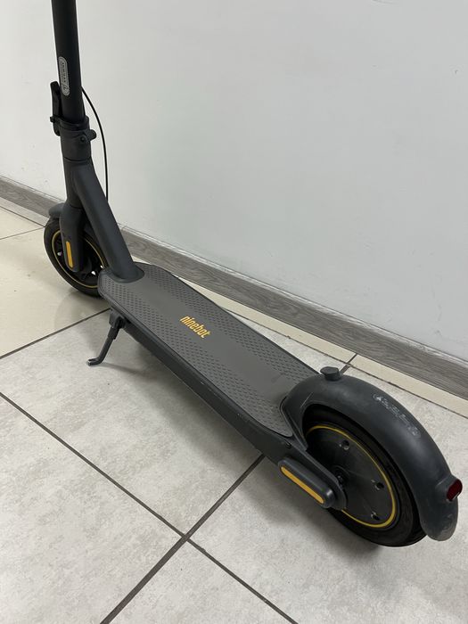 Электросамокат Ninebot KickScooter Max G30P