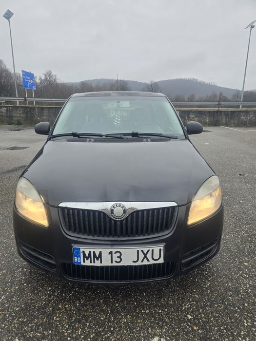 Vând skoda fabia 1.2 benzina