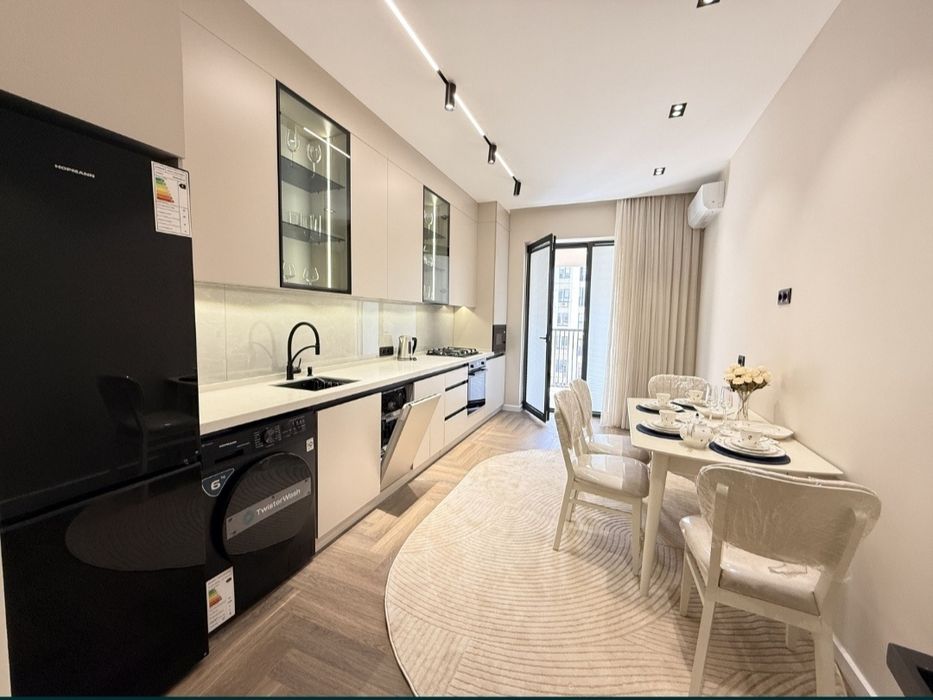 Сдаётся Новая Новастойка  Golden House ЖК"UzMakon"! Шикарный вариант!