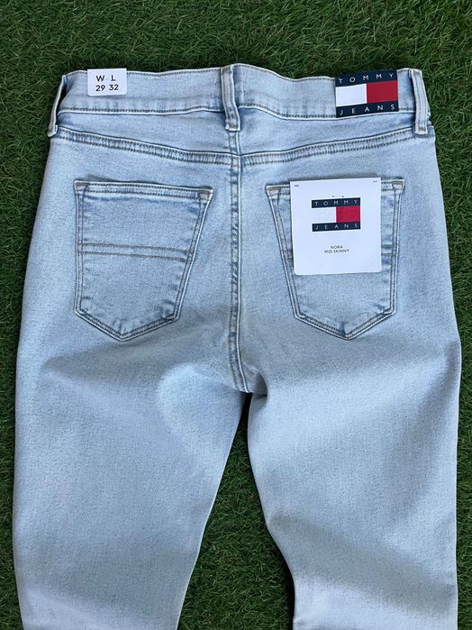 Дамски дънки : Tommy Jeans Nora Mid Skinny 29